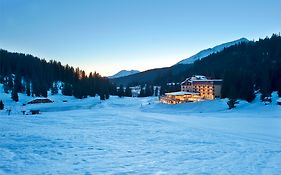 Th Madonna Di Campiglio | Golf Hotel